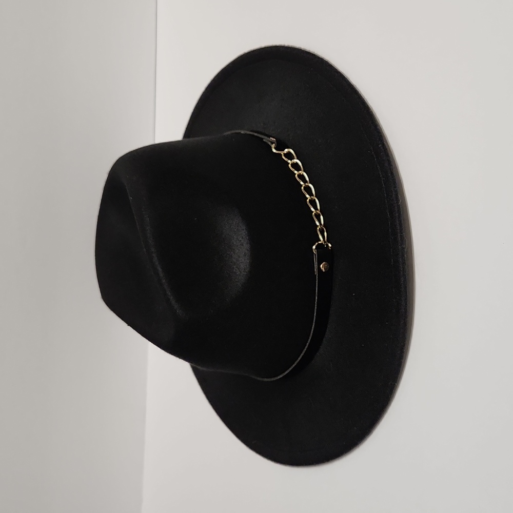 NEW! BLACK FEDORA HAT